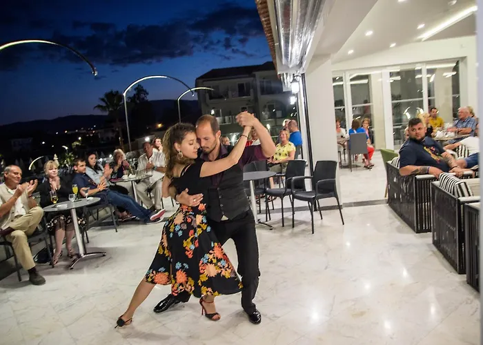 Otel Exotica & By Zante Plaza 4*