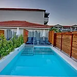 Ξενοδοχείο Exotica & By Zante Plaza Καλαμάκι