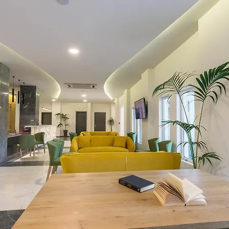 Hotel Exotica & By Zante Plaza 4*
