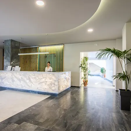 Ξενοδοχείο Exotica & By Zante Plaza 4*