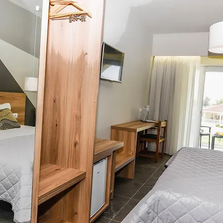 Hotel Exotica & By Zante Plaza 4*