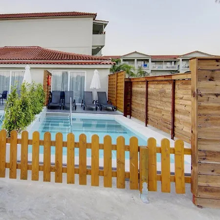 Exotica & By Zante Plaza Hotel 4*