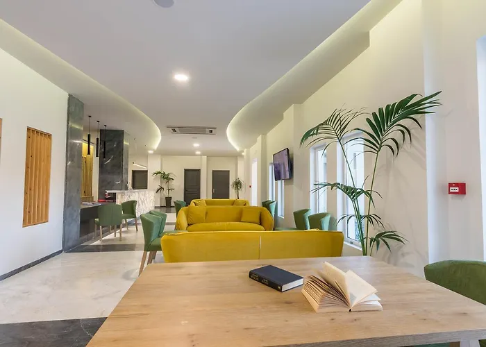 Hotel Exotica & By Zante Plaza 4*