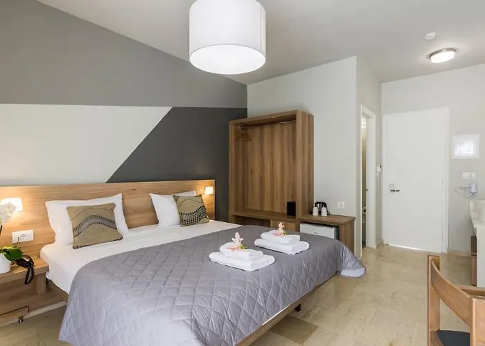 Hotel Exotica & By Zante Plaza